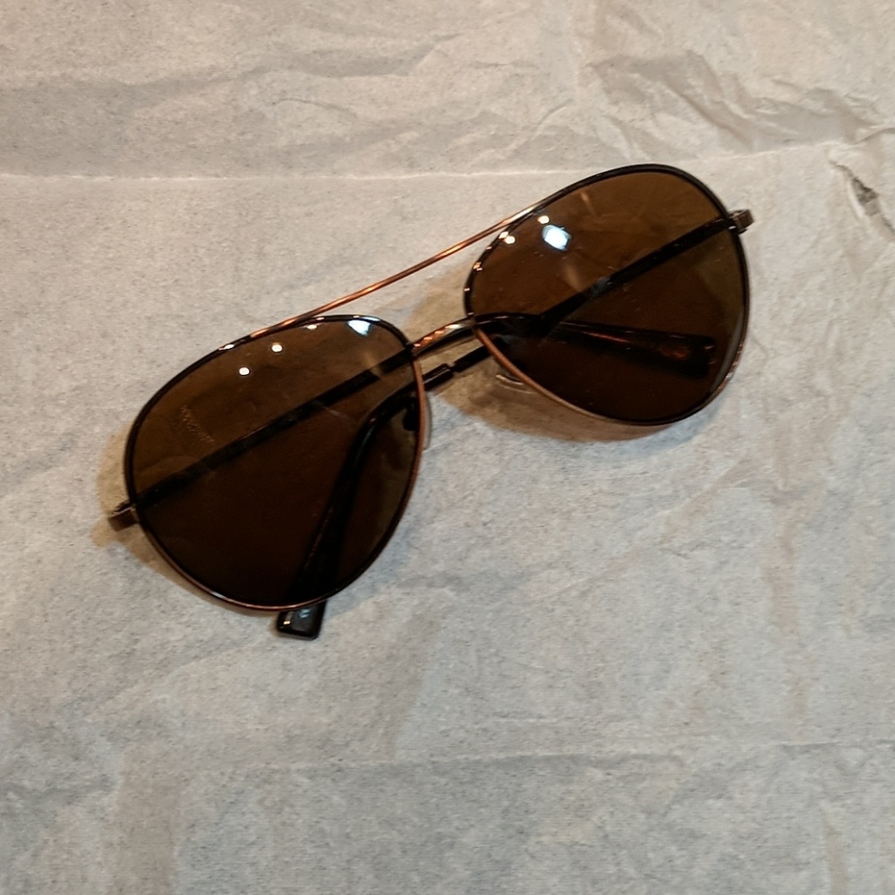 Fossil Aviator Sunglasses